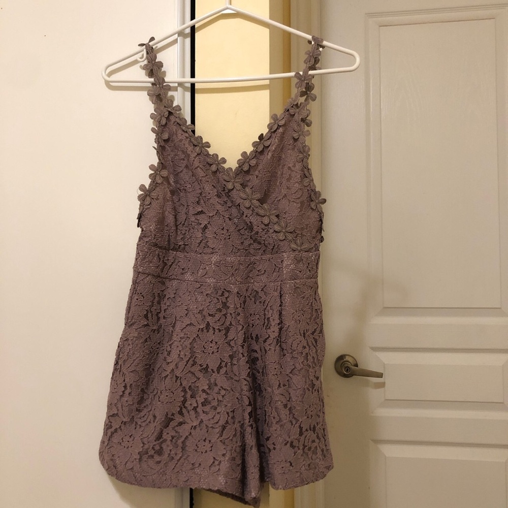 Lavender Floral V-neck Romper !
